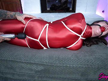 Hogtied and Vibed